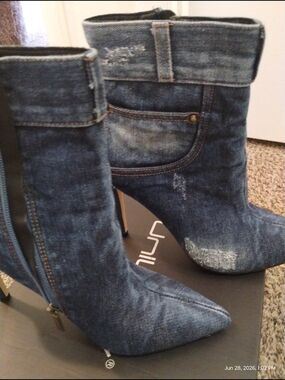 Denim Fold-Over Pointed-Toe High Heel Boots - Blue